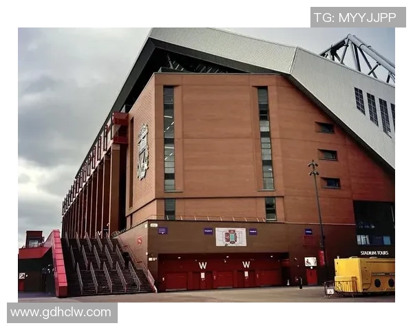 利物浦:一座承载足球传奇与历史文化的城市探秘之旅 利物浦:一座承载足球传奇与历史文化的城市探秘之旅
