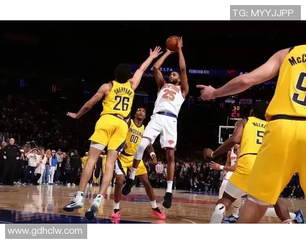 步行者鏖战尼克斯双方激烈对攻上演精彩绝杀之夜 步行者鏖战尼克斯双方激烈对攻上演精彩绝杀之夜