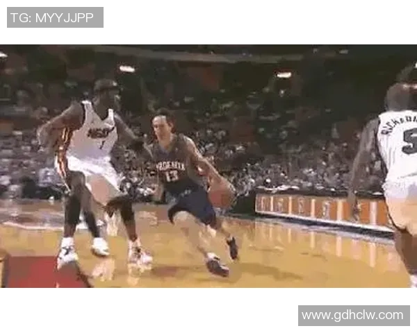 聚焦五大联赛顶级赛事解析与球员动态深度分析 聚焦五大联赛顶级赛事解析与球员动态深度分析